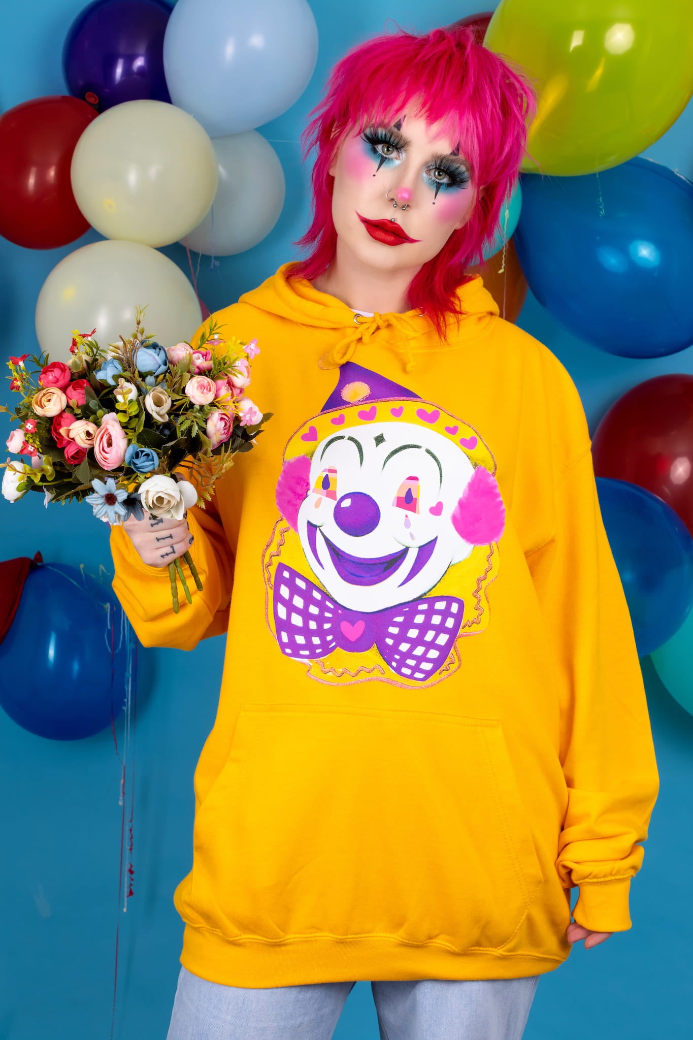 It the clown hoodie top
